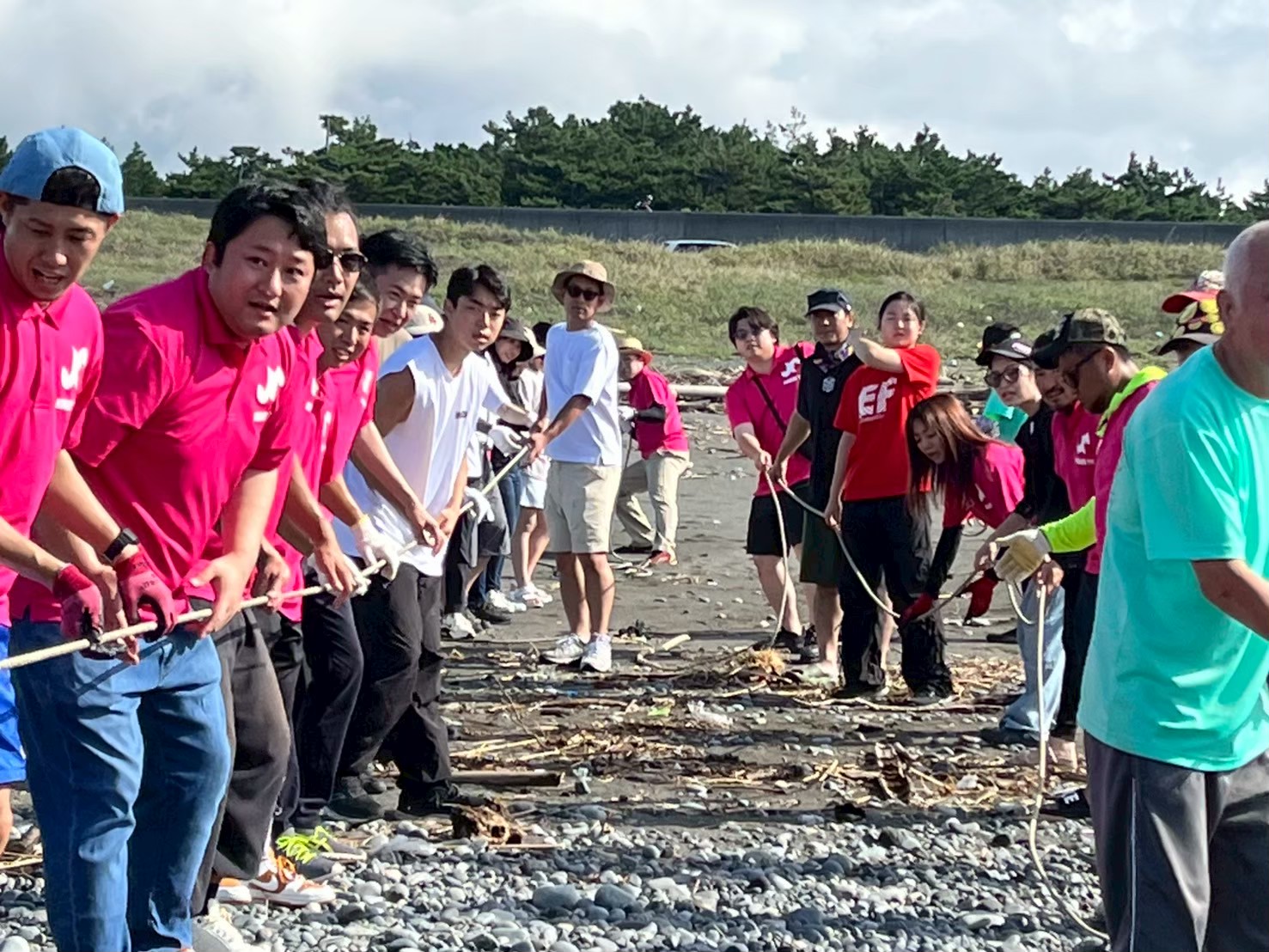 できることを家族とともに、一人ひとりがまちの柱。〜海を守り、恵みを味わう家族例会〜
